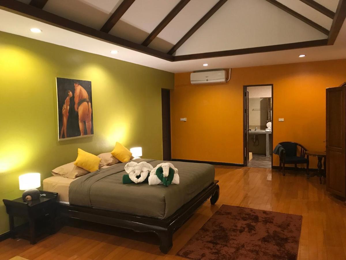 Villa Chaya Khao Lak Bagian luar foto