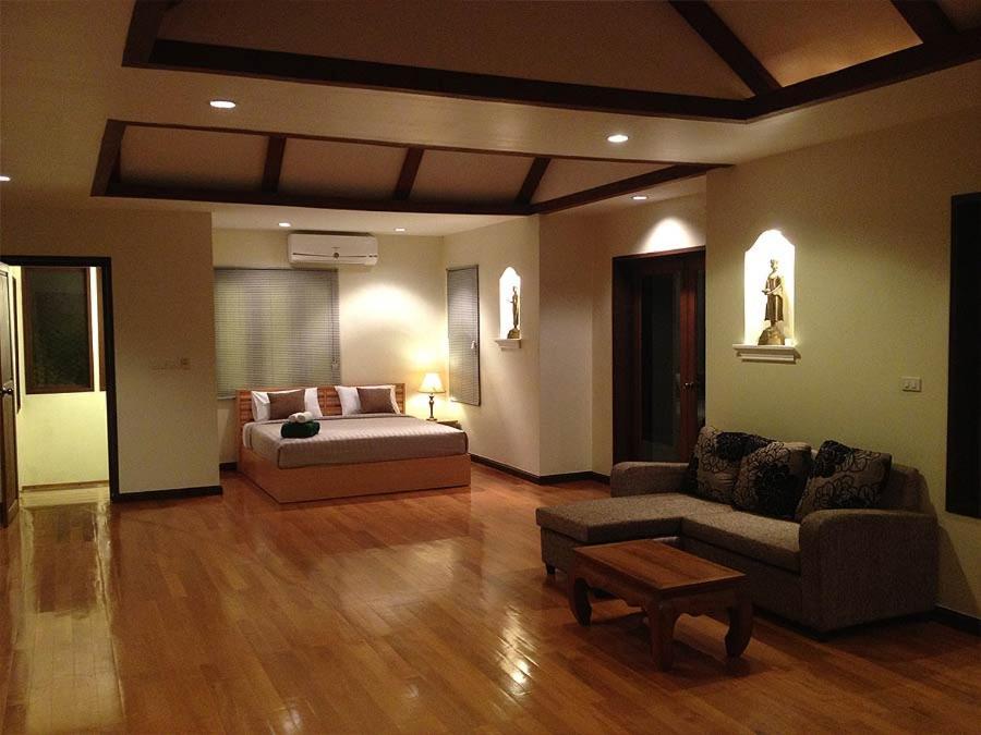 Villa Chaya Khao Lak Bagian luar foto