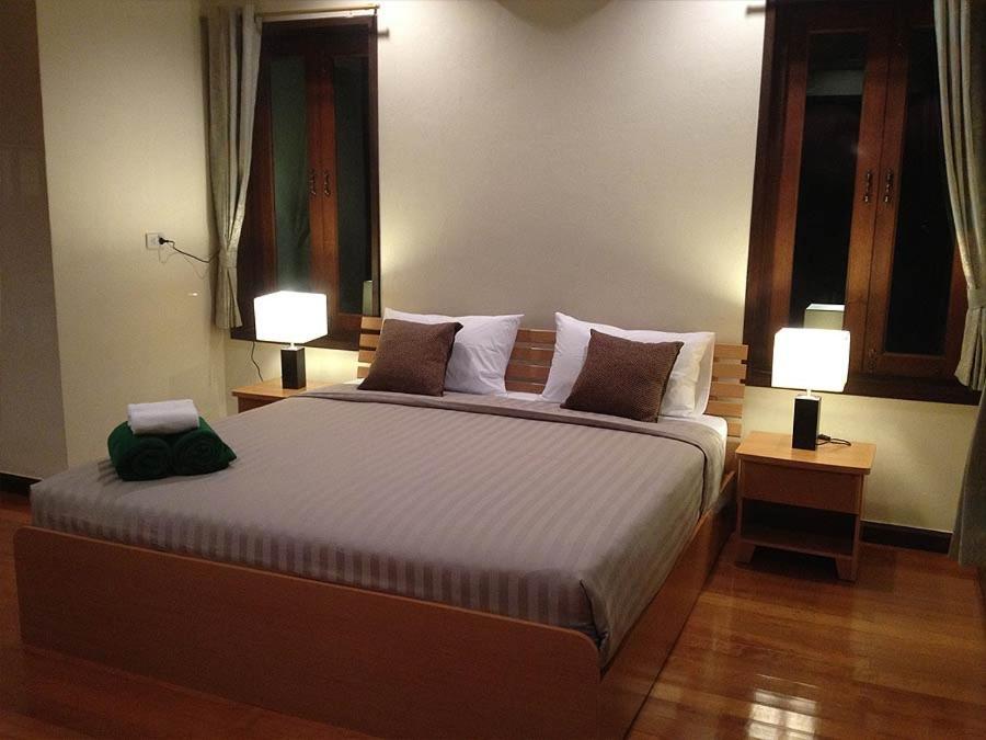 Villa Chaya Khao Lak Bagian luar foto