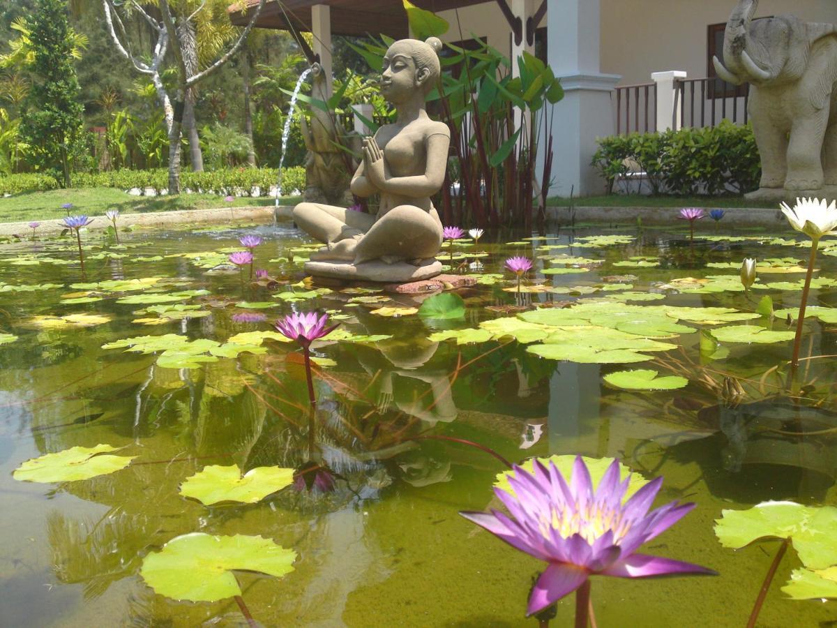 Villa Chaya Khao Lak Bagian luar foto