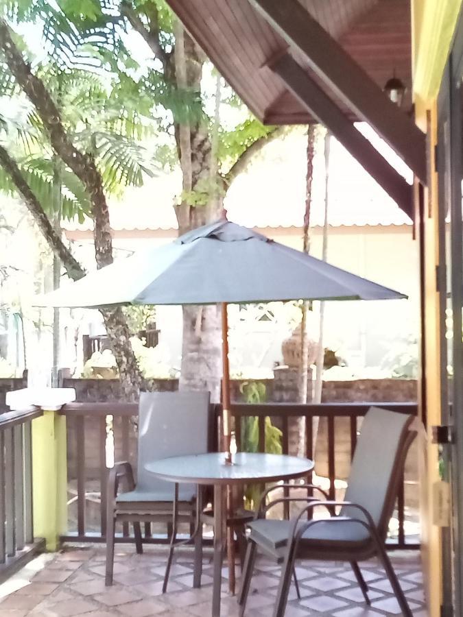 Villa Chaya Khao Lak Bagian luar foto