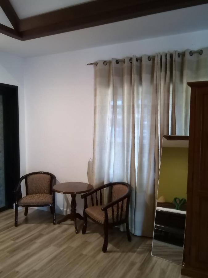 Villa Chaya Khao Lak Bagian luar foto