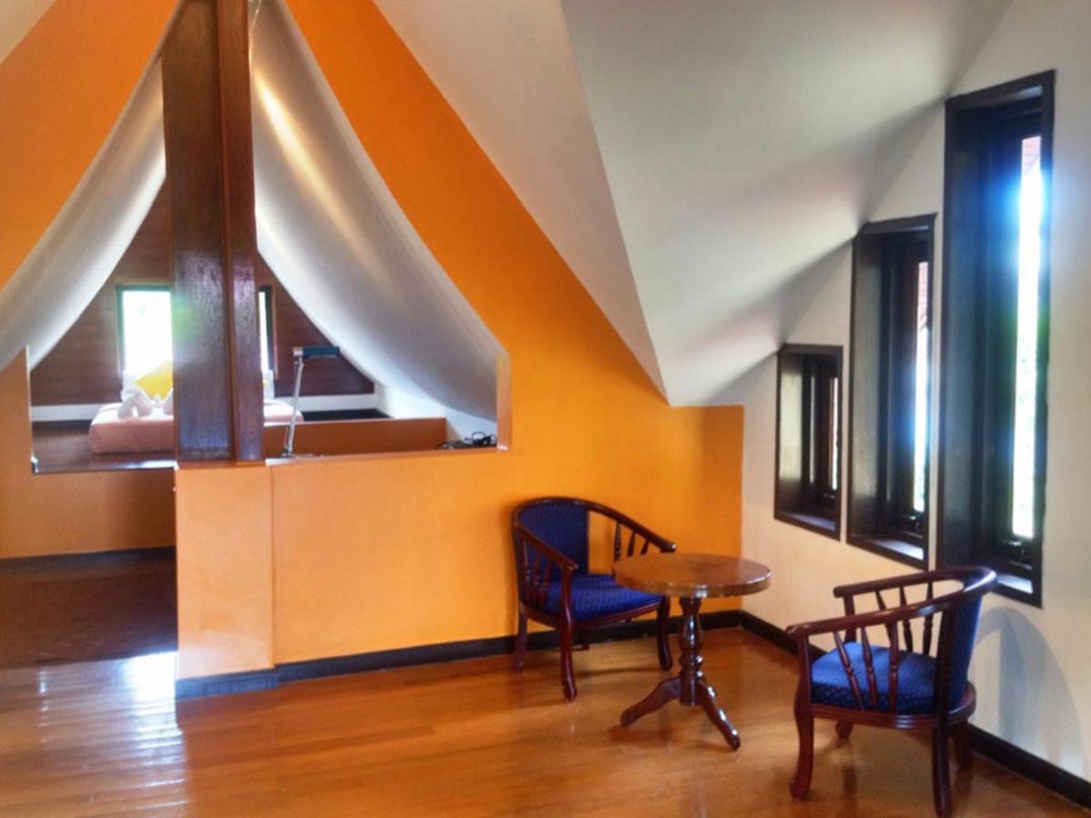 Villa Chaya Khao Lak Bagian luar foto